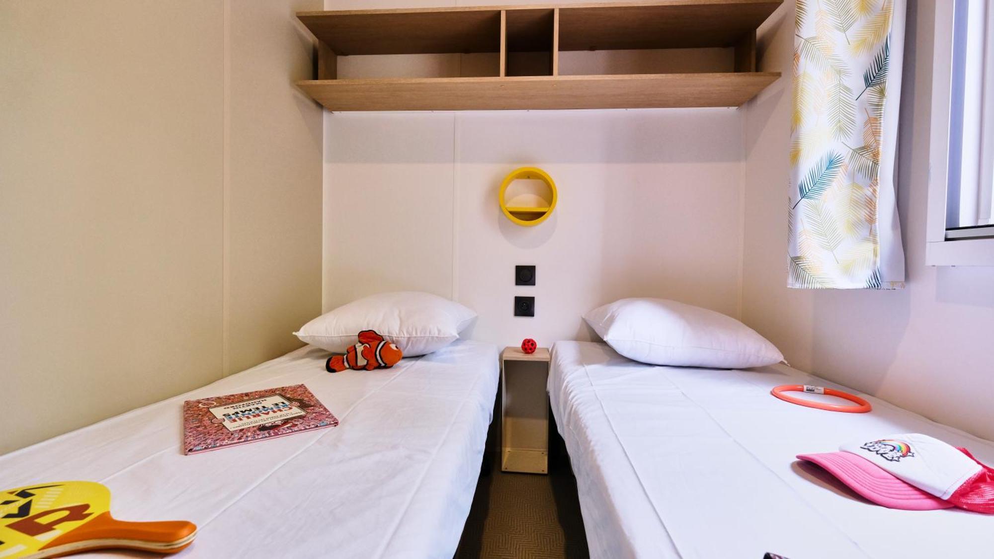 Domaine Les Chenes Blancs Hotel Saint-Saturnin-d'Apt Bagian luar foto