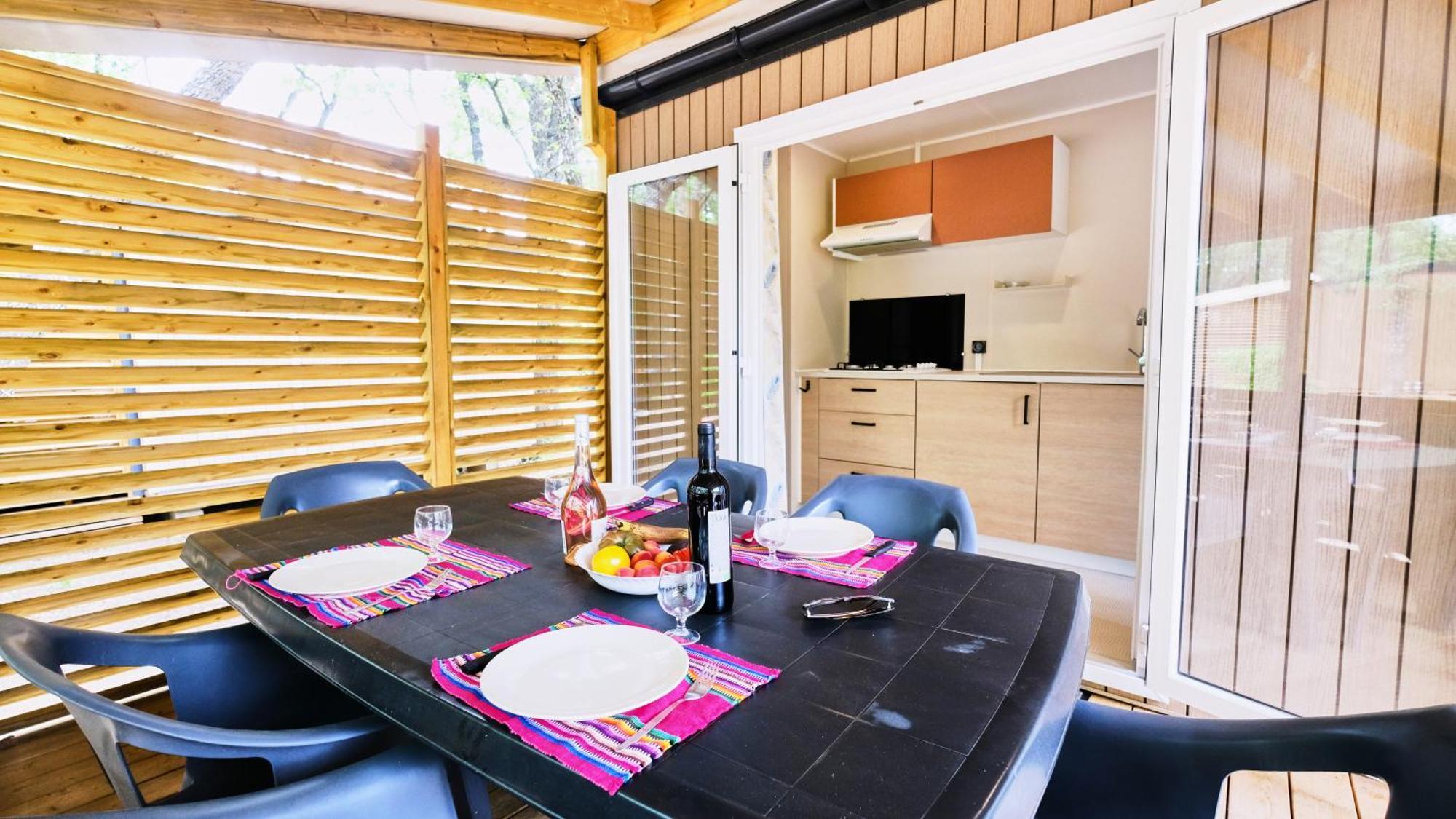 Domaine Les Chenes Blancs Hotel Saint-Saturnin-d'Apt Bagian luar foto
