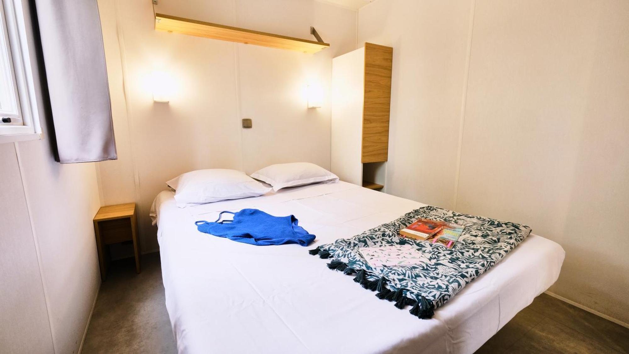 Domaine Les Chenes Blancs Hotel Saint-Saturnin-d'Apt Bagian luar foto